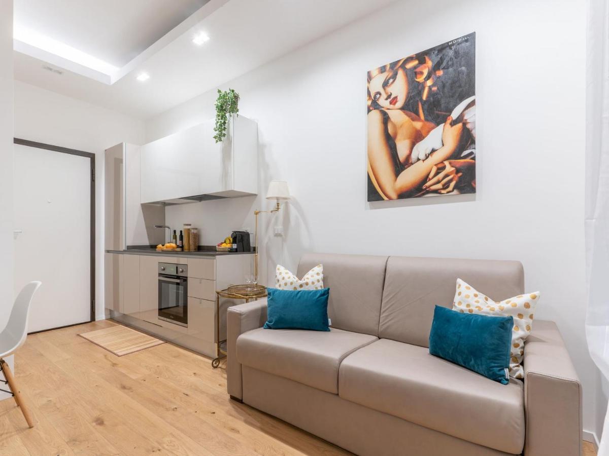 The Best Rent - Gorgeous One-Bedroom Apartment In Ticinese Μιλάνο Εξωτερικό φωτογραφία
