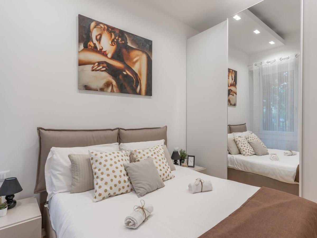 The Best Rent - Gorgeous One-Bedroom Apartment In Ticinese Μιλάνο Εξωτερικό φωτογραφία