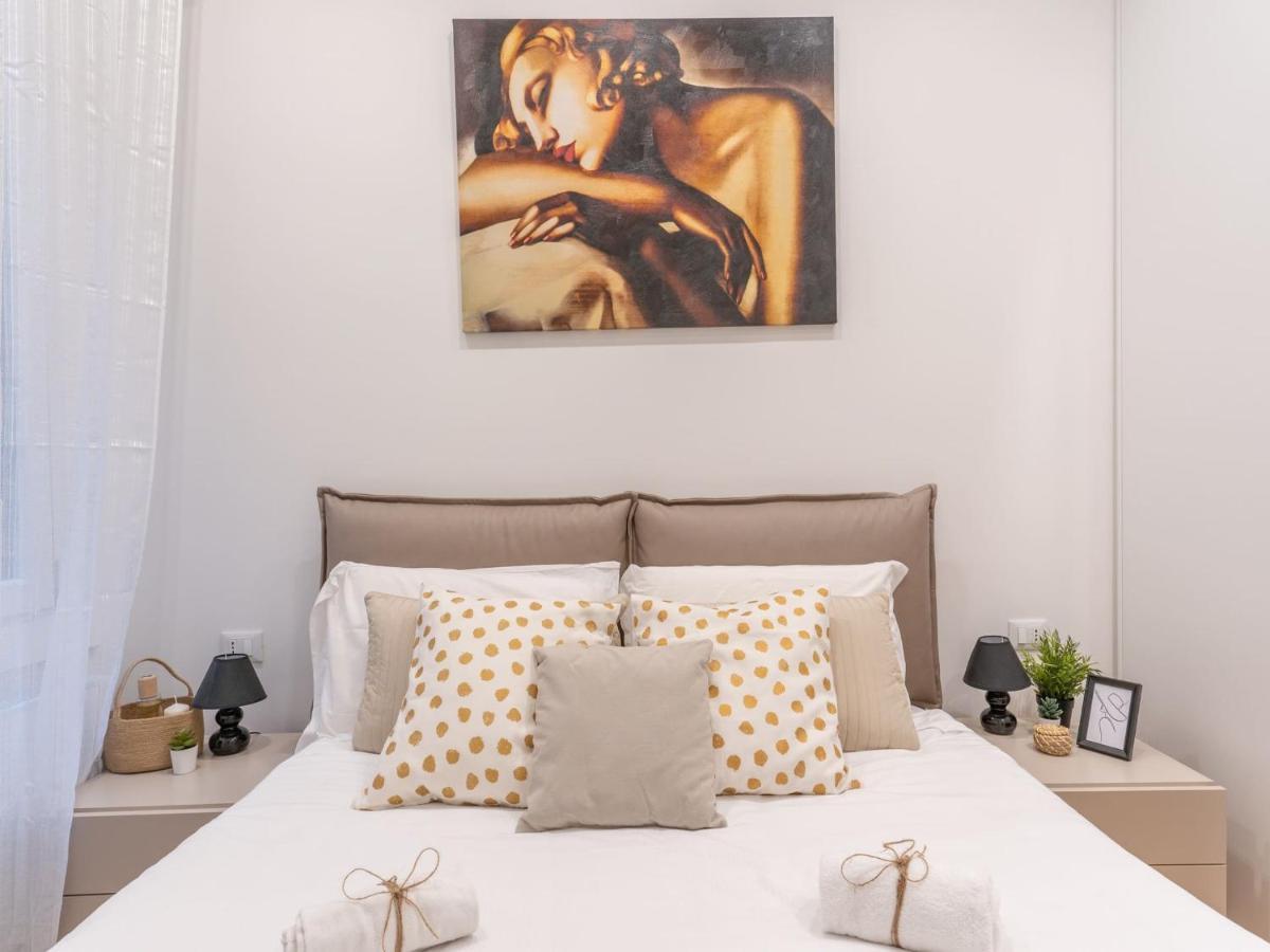 The Best Rent - Gorgeous One-Bedroom Apartment In Ticinese Μιλάνο Εξωτερικό φωτογραφία