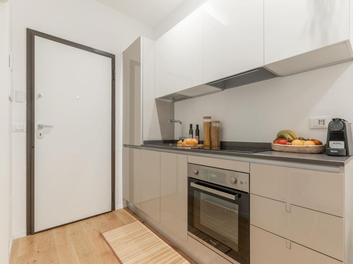 The Best Rent - Gorgeous One-Bedroom Apartment In Ticinese Μιλάνο Εξωτερικό φωτογραφία