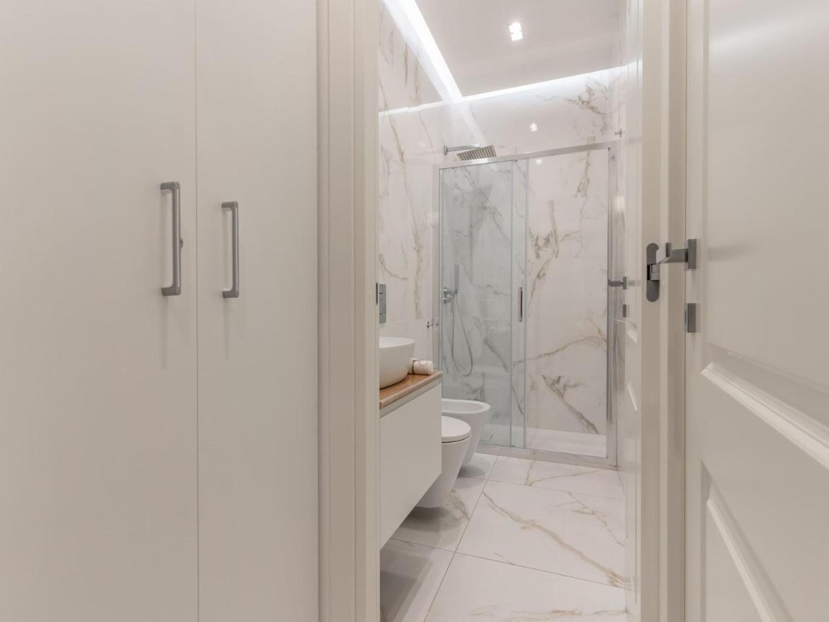The Best Rent - Gorgeous One-Bedroom Apartment In Ticinese Μιλάνο Εξωτερικό φωτογραφία